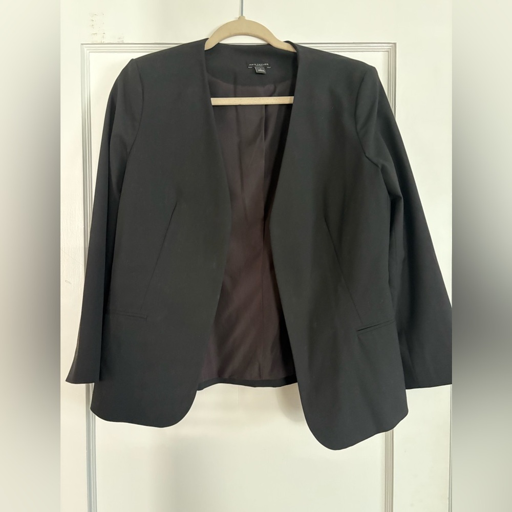 Ann Taylor Classic Black Blazer